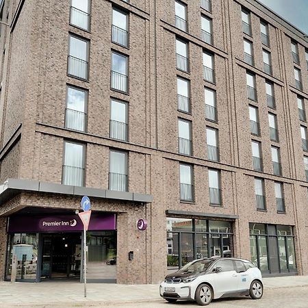 Premier Inn Hamburg City Klostertor ภายนอก รูปภาพ